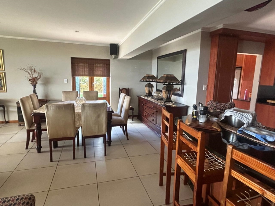 6 Bedroom Property for Sale in Da Nova Western Cape